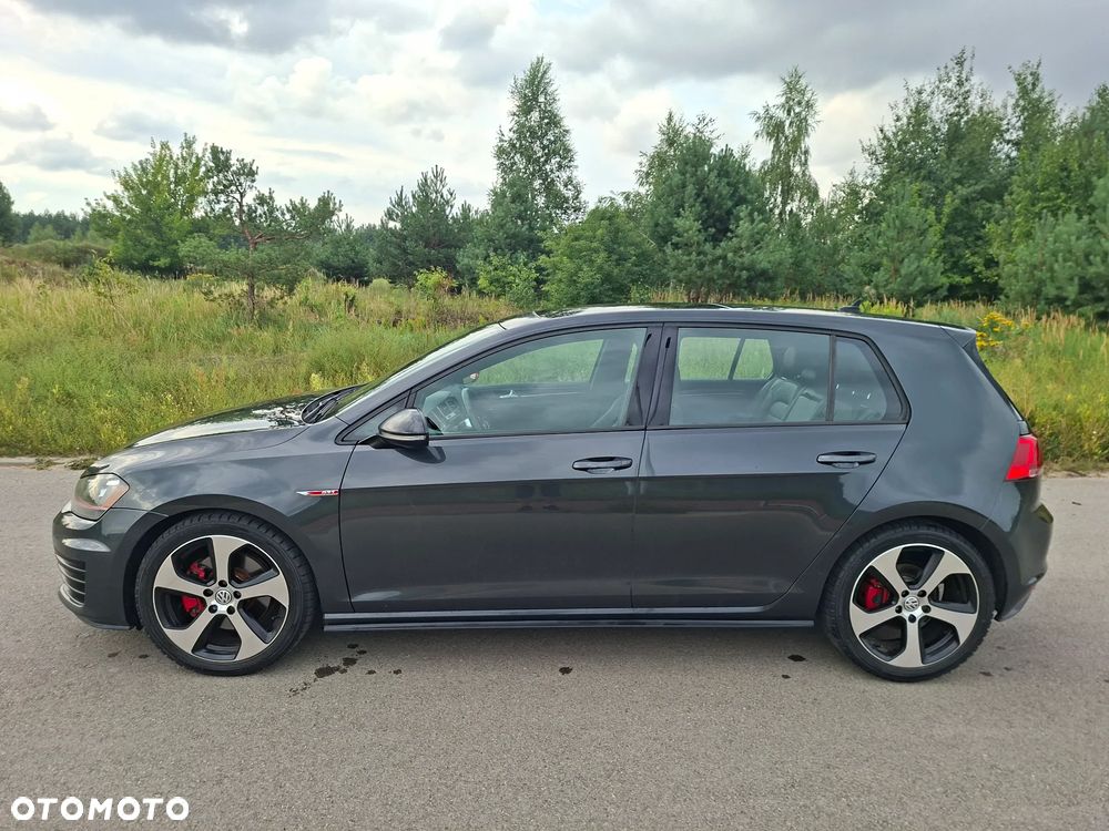 Volkswagen Golf 2.0 TSI BMT GTI - 12