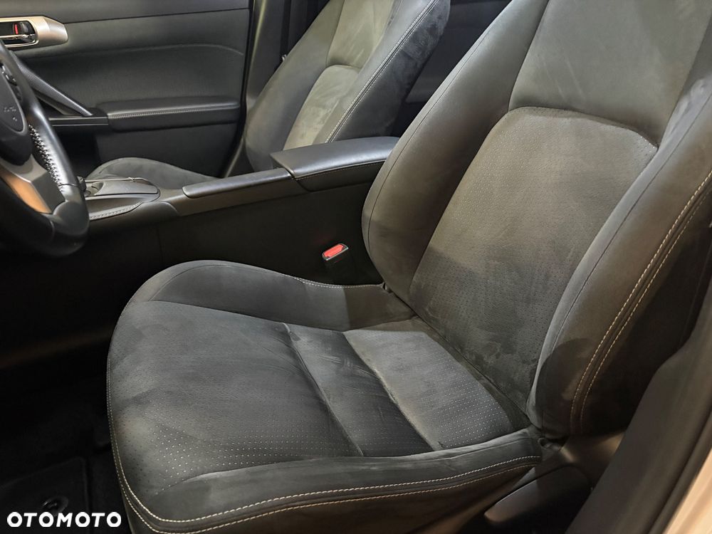 Lexus CT 200h Elegance - 11