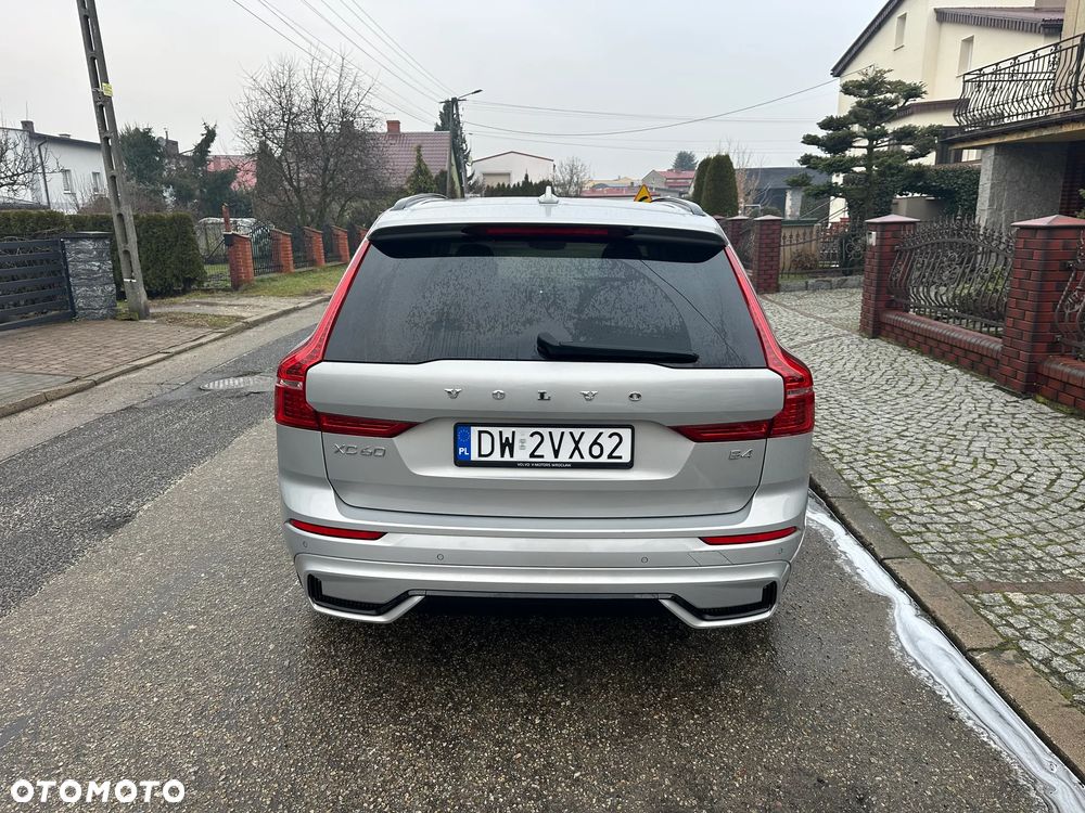 Volvo XC 60 B4 B Plus Dark - 6