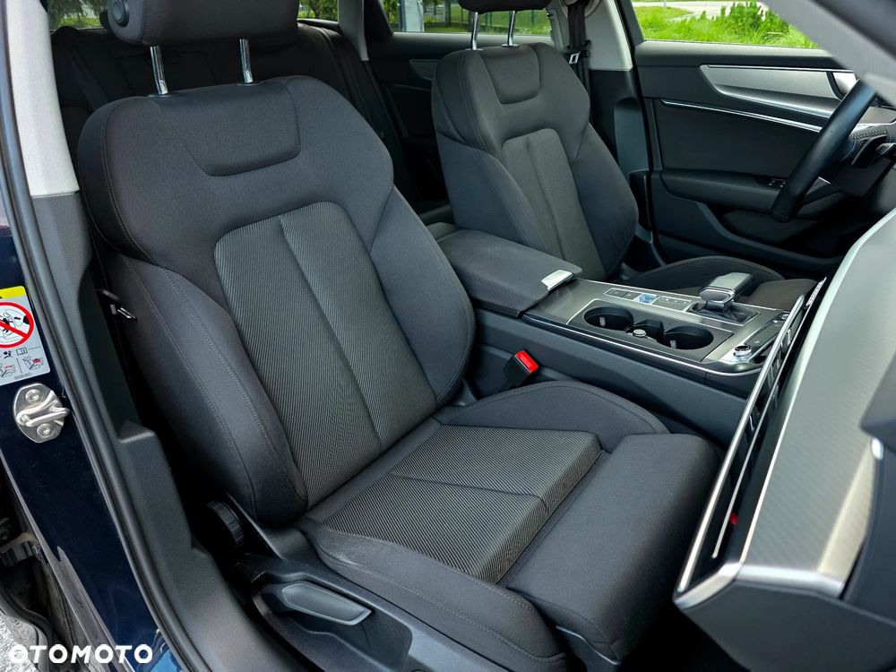 Audi A6 Avant 40 TDI quattro S tronic - 32