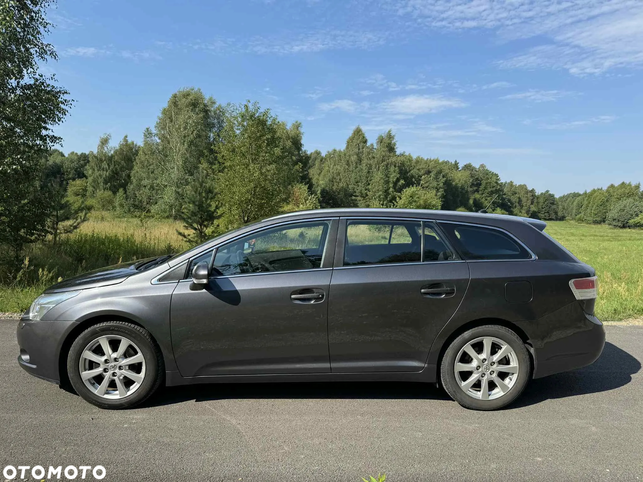 Toyota Avensis 1.8 Sol EU5 - 8