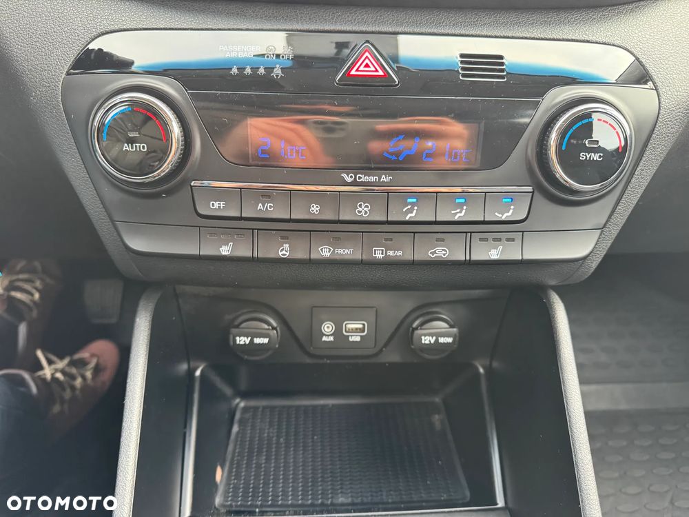 Hyundai Tucson blue 1.6 GDi 2WD Navi - 20