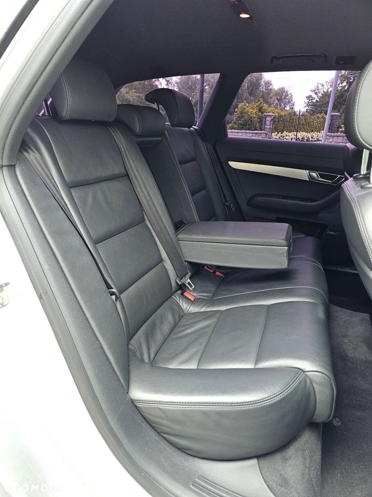 Audi A6 Avant - 25