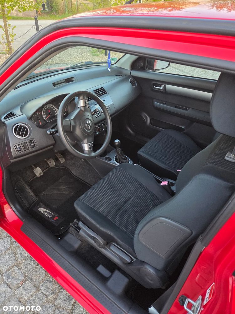 Suzuki Swift 1.3 Comfort - 17