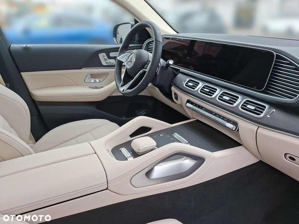 Mercedes-Benz GLE - 13