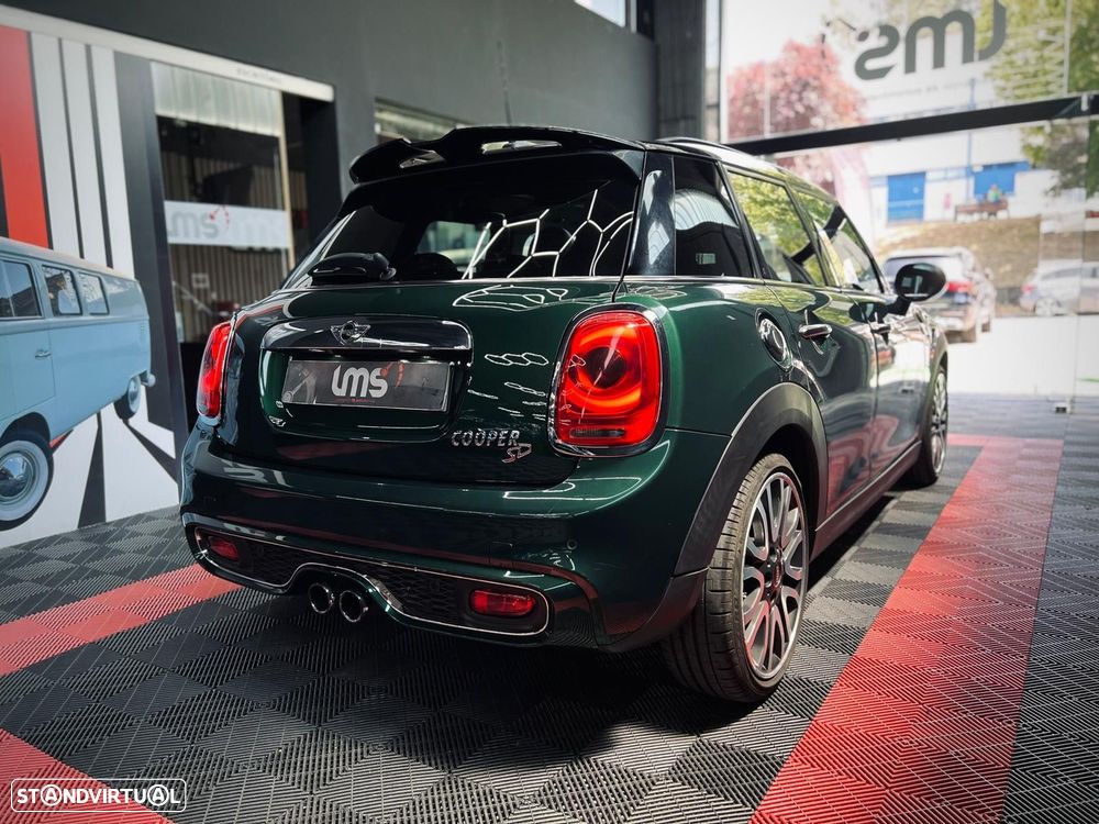 MINI 5 Portas Cooper SD Aut. - 13