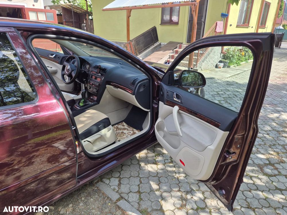 Skoda Octavia 1.2 TSI Ambiente - 13