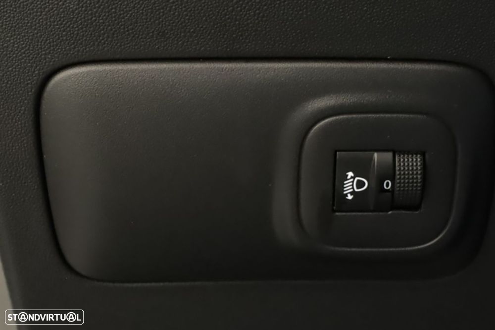 Citroën C3 Aircross 1.2 PureTech Plus - 20