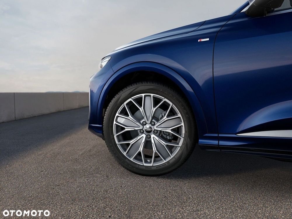 Audi Q5 Sportback - 7