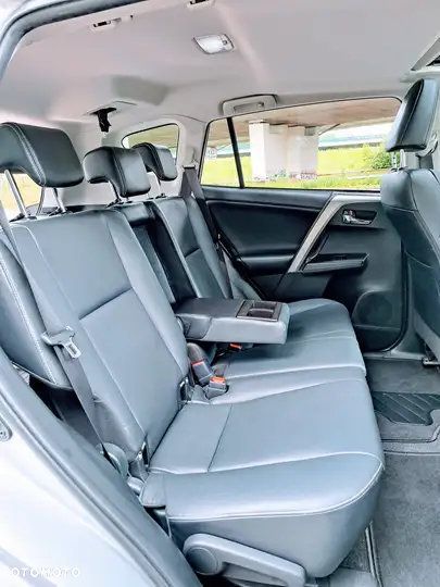Toyota RAV4 2.0 Premium EU6 - 5