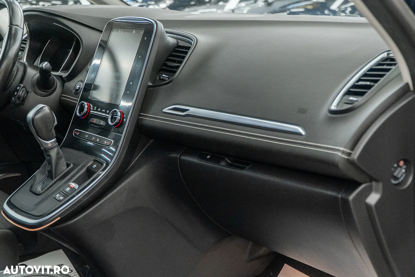 Renault Grand Scenic TCe 140 GPF EDC BOSE EDITION - 37