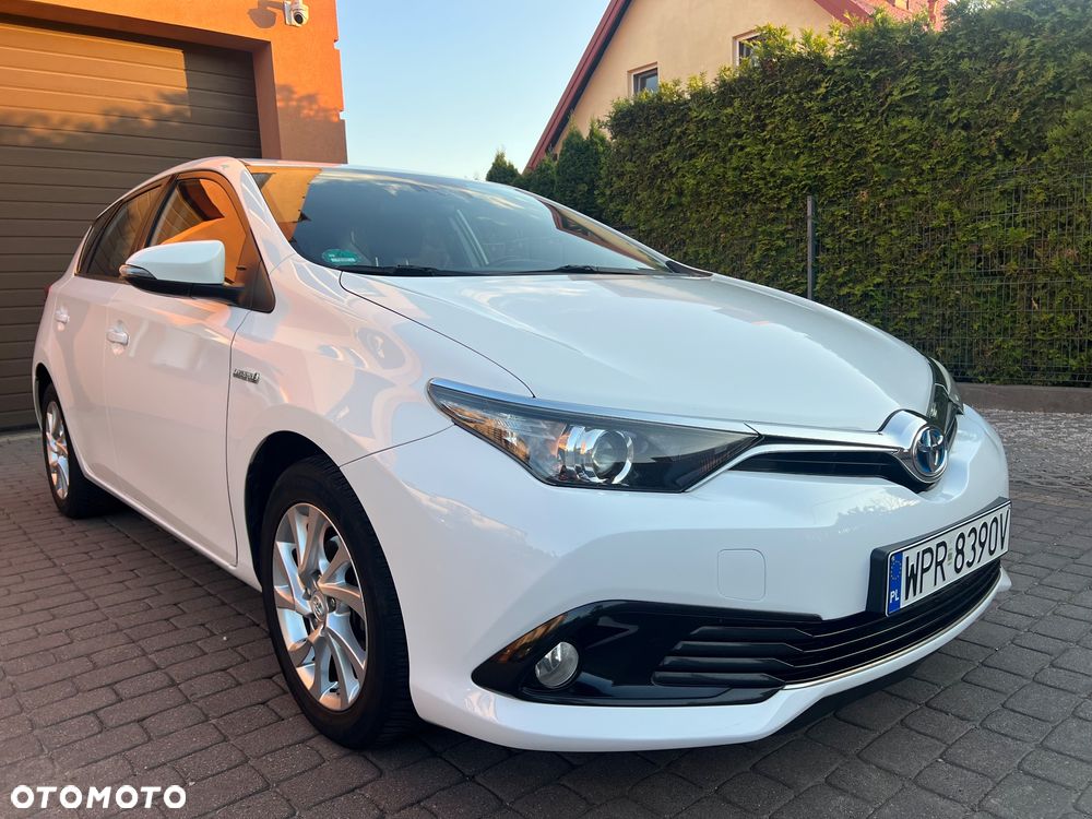 Toyota Auris 1.8 HSD Sol - 12