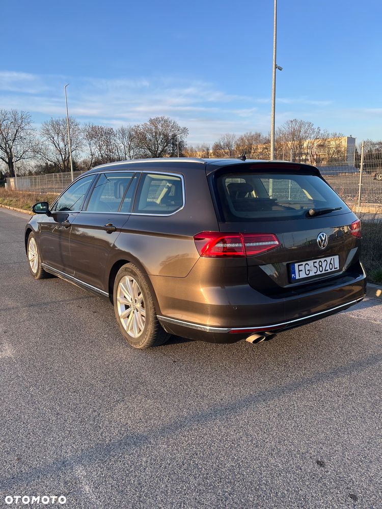 Volkswagen Passat - 5