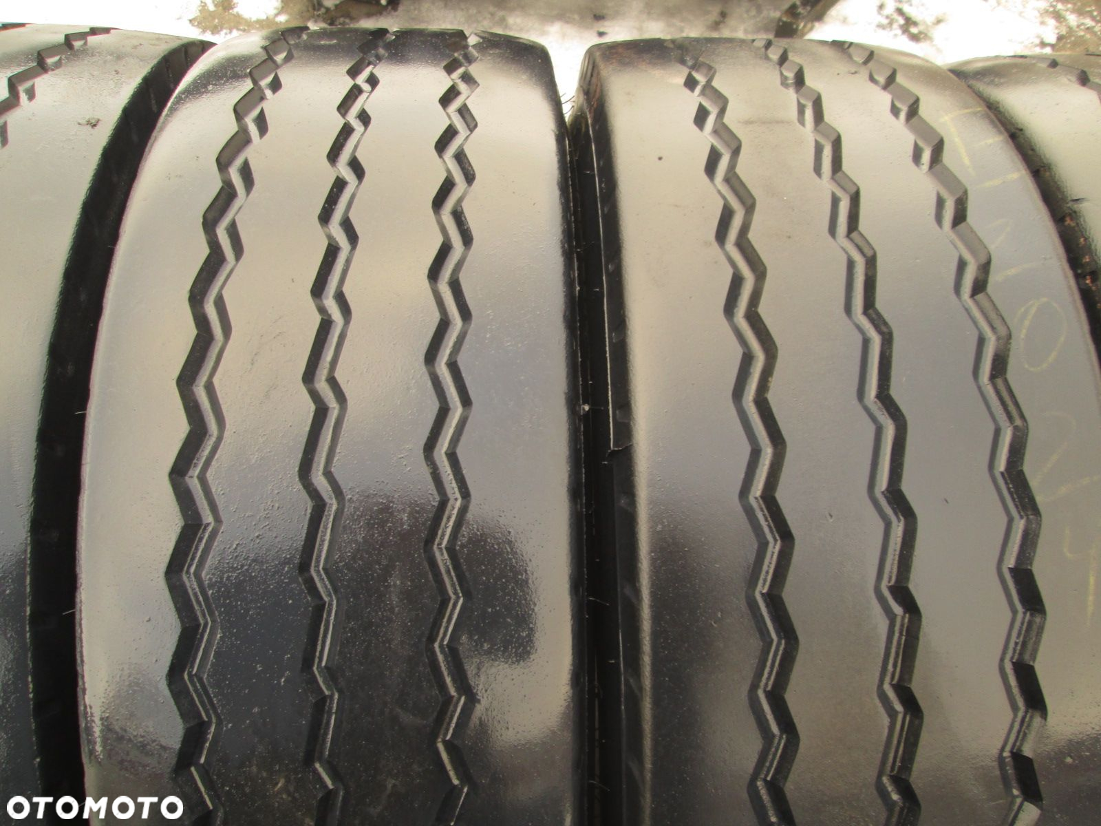 Opony ciężarowe 245/70R17.5 Pirelli ST01. Opony ciężarowe - 7