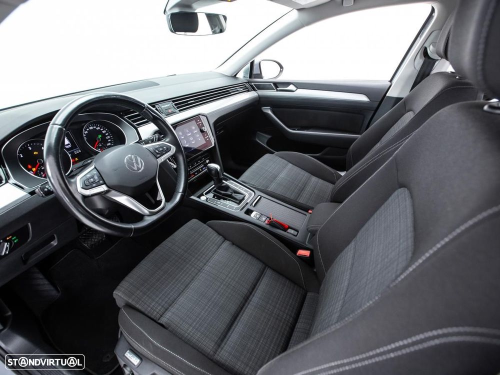 VW Passat Variant 2.0 TDI Business DSG - 8