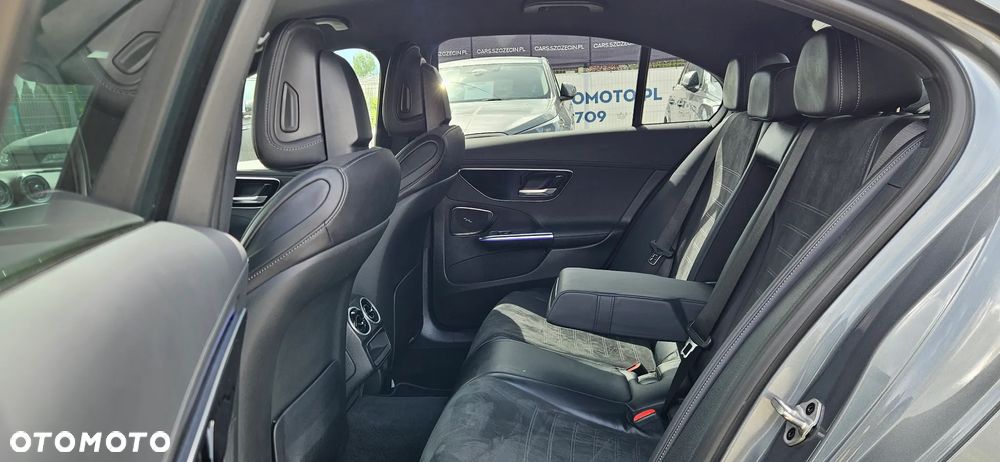 Mercedes-Benz Klasa C 220 d mHEV AMG - 19