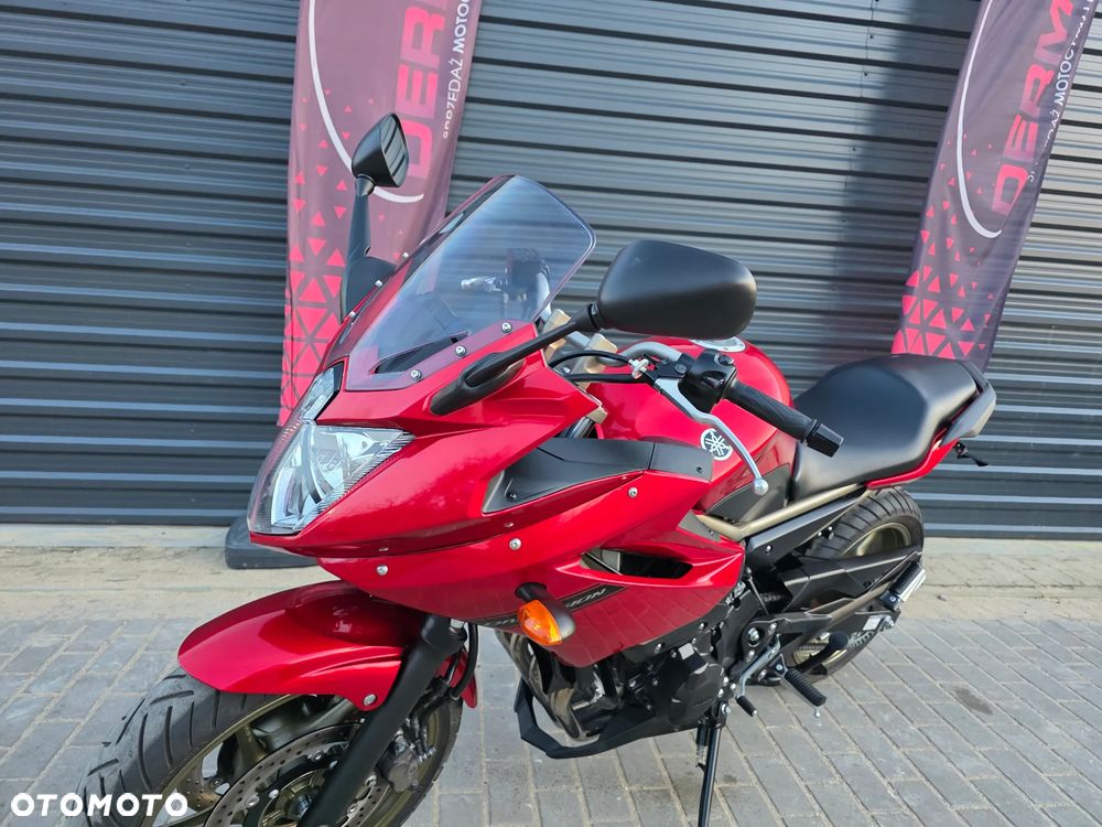 Yamaha XJ - 12
