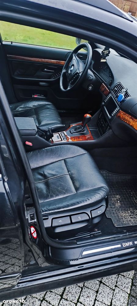 BMW Seria 5 - 18