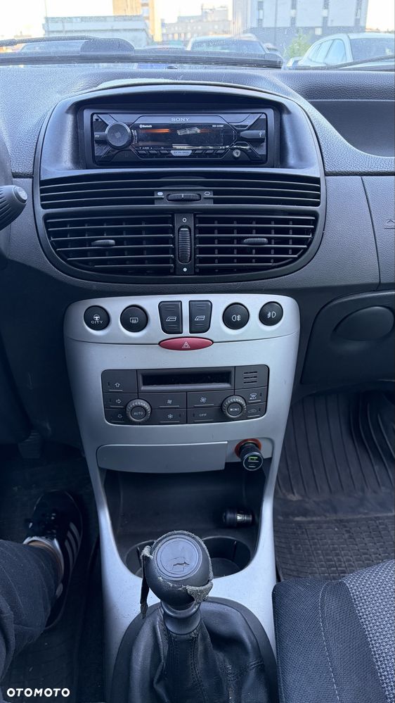 Fiat Punto - 7