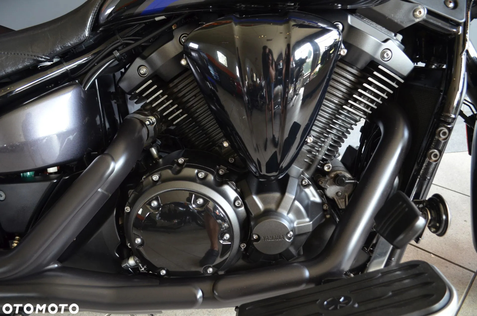 Yamaha XVS - 11