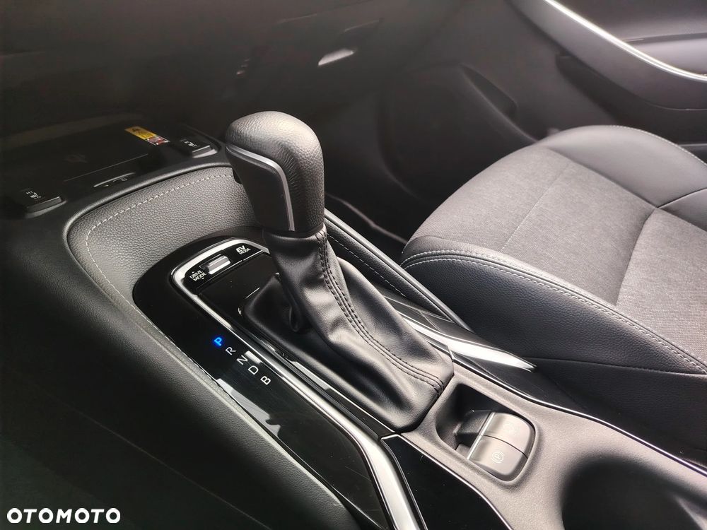 Toyota Corolla 1.8 Hybrid Style - 34