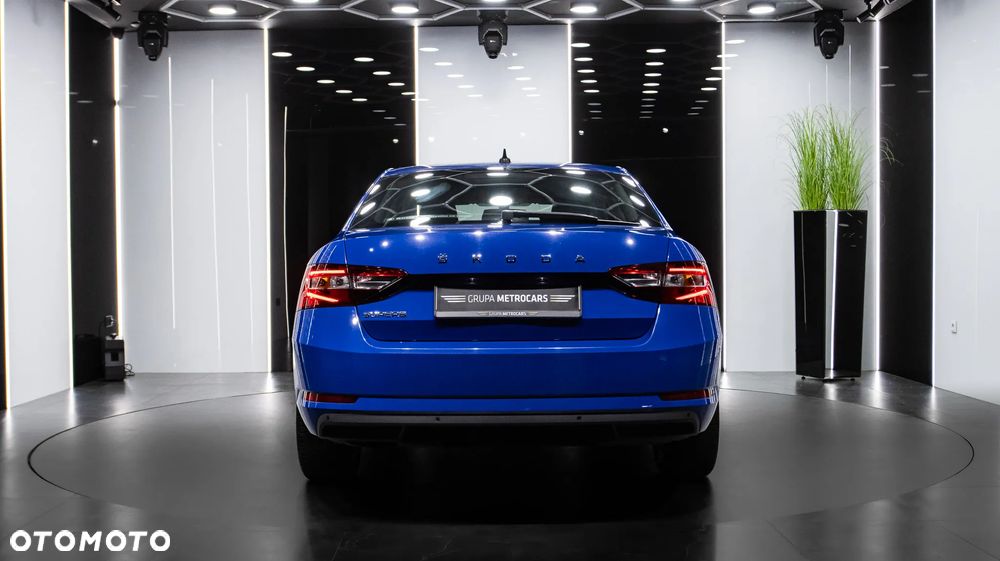 Skoda Superb 2.0 TDI SCR Ambition - 5