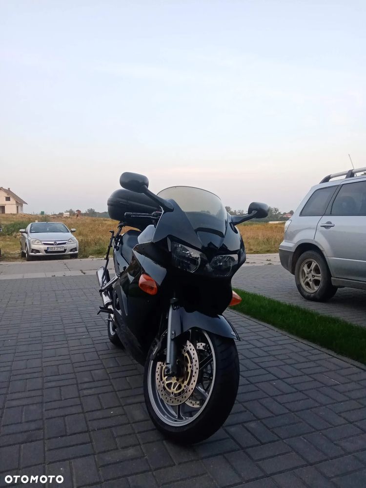 Honda VFR - 1