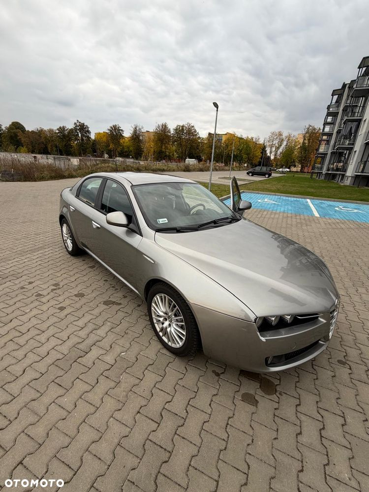 Alfa Romeo 159 2010 photo 4