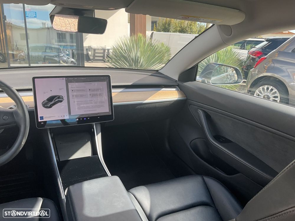 Tesla Model 3 Standard RWD Plus - 28