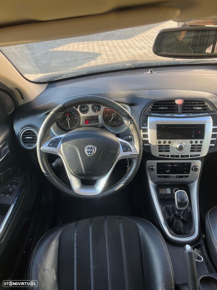 Lancia Delta 1.6 M-Jet Argento - 6