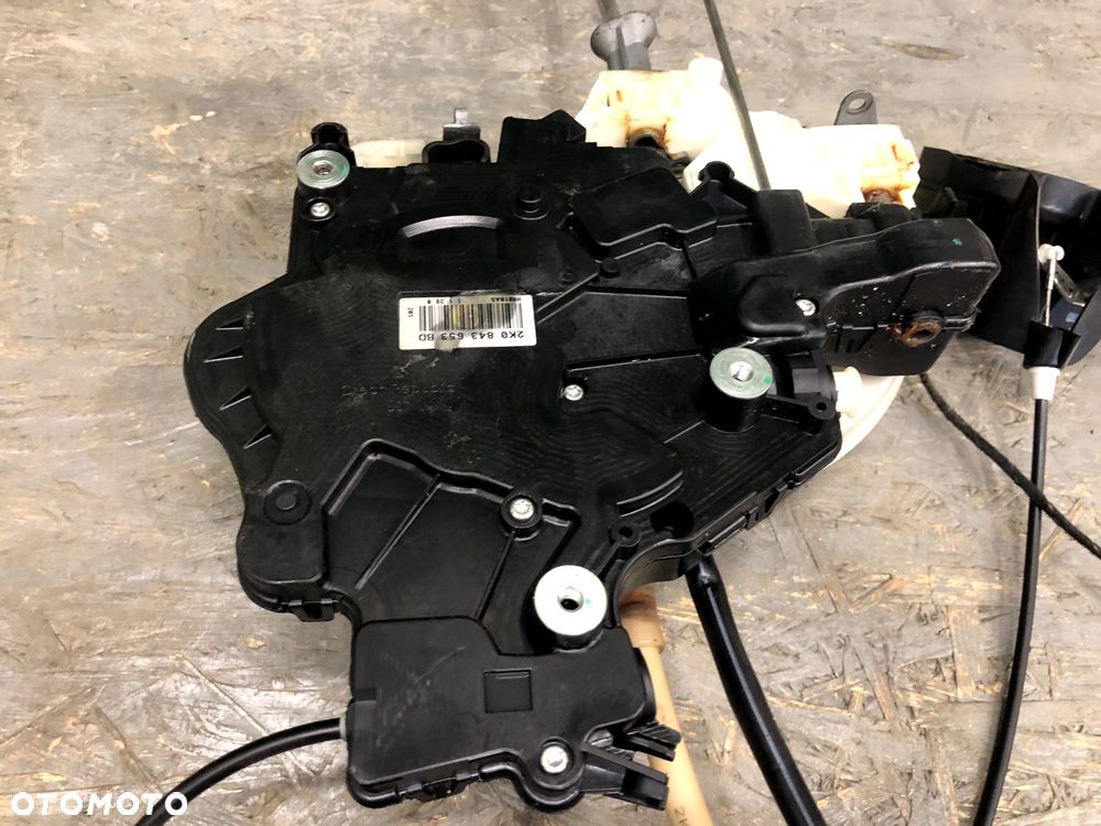 VW CADDY 2K III LIFT 10-15 ZAMEK DRZWI PRZESUWNYCH LEWYCH LEWY TYŁ TYLNY EUROPA 2K0843653BD KOMPLETNY - 6
