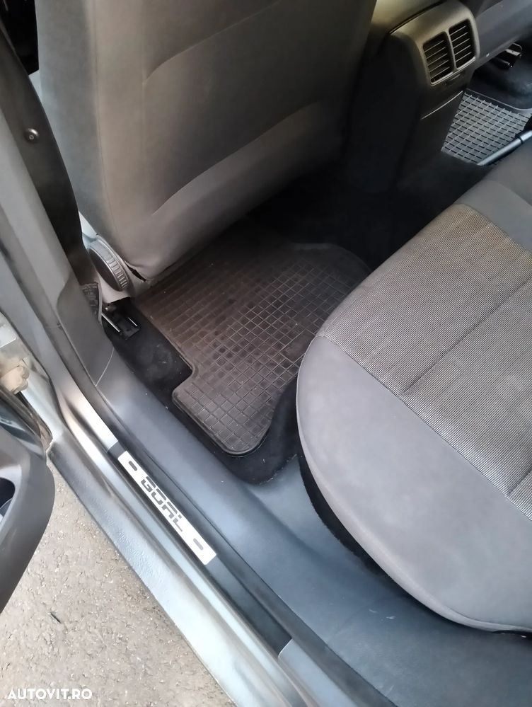 Volkswagen Golf 1.4 Comfortline - 6