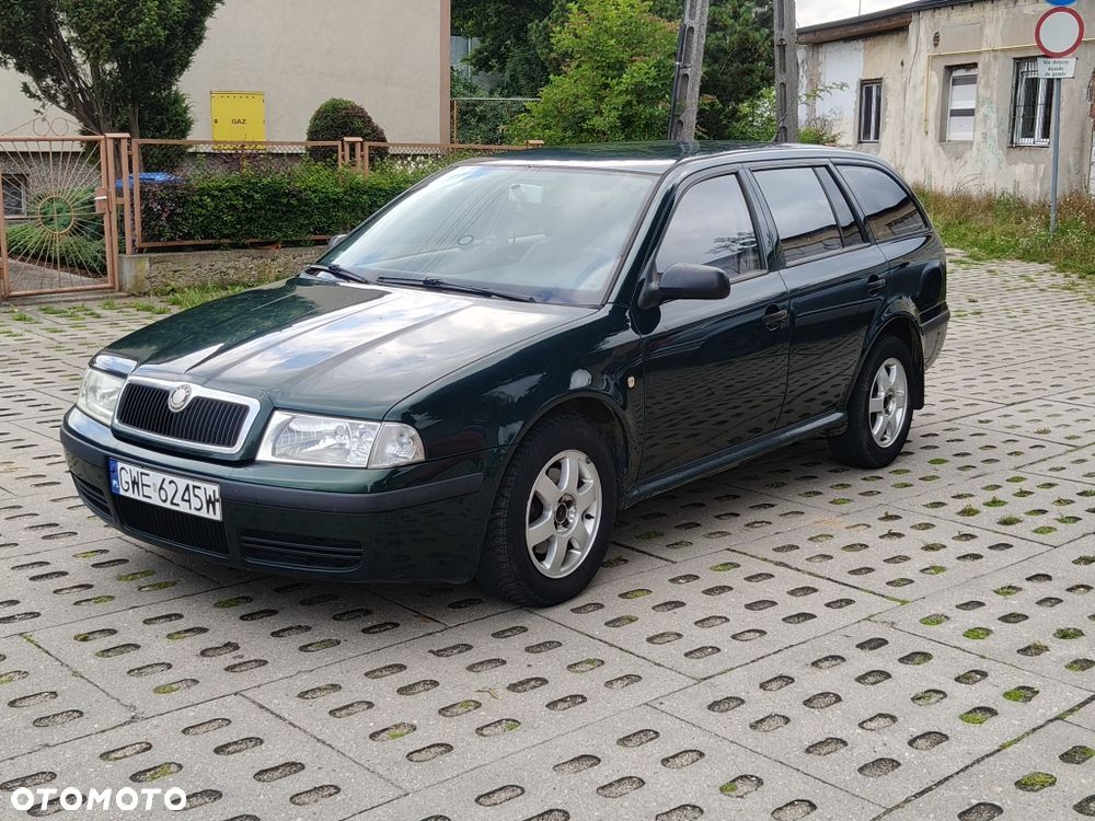 Skoda Octavia - 1