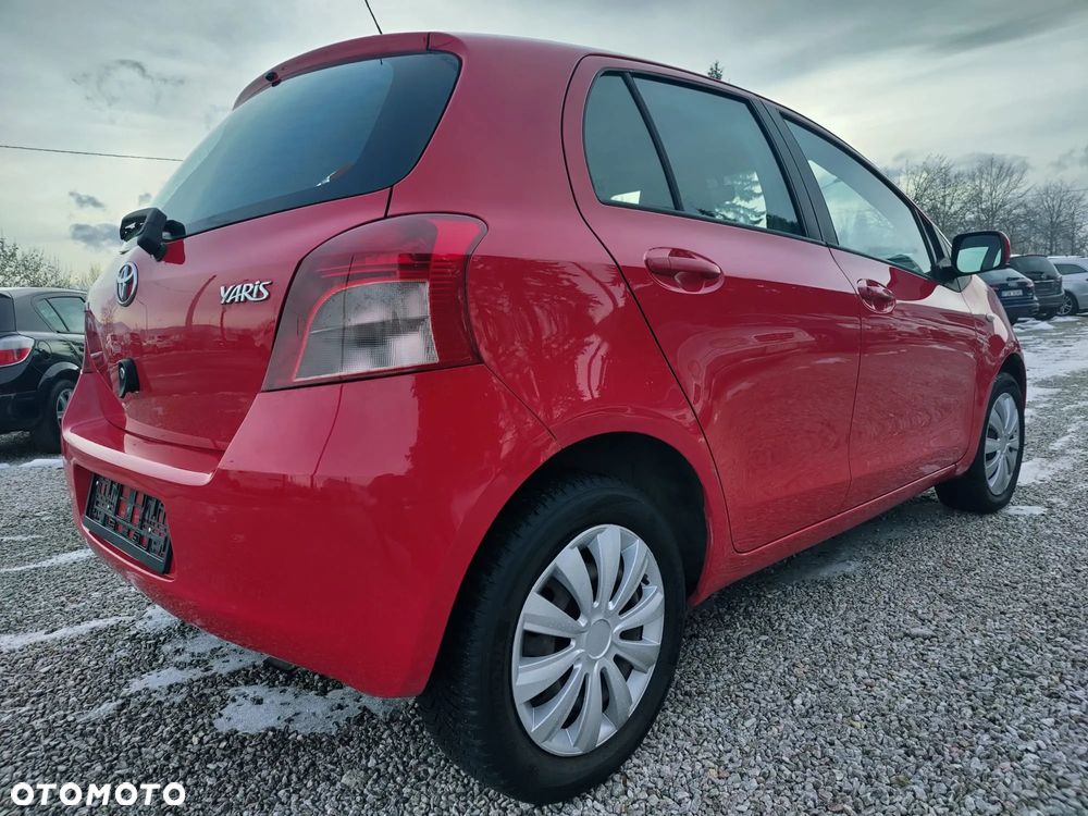 Toyota Yaris - 13