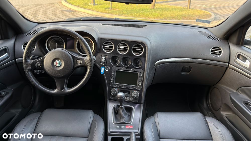Alfa Romeo 159 1.9 JTDM 8V DPF - 17