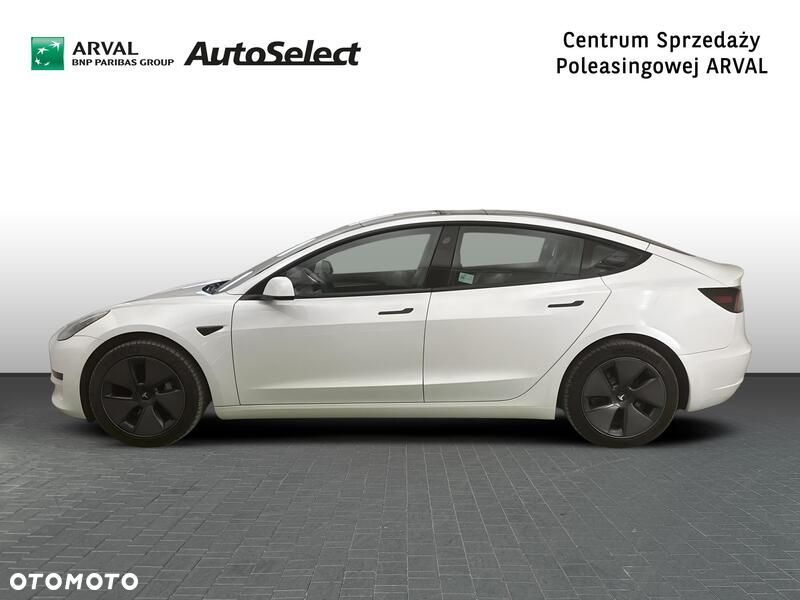 Tesla Model 3 - 3