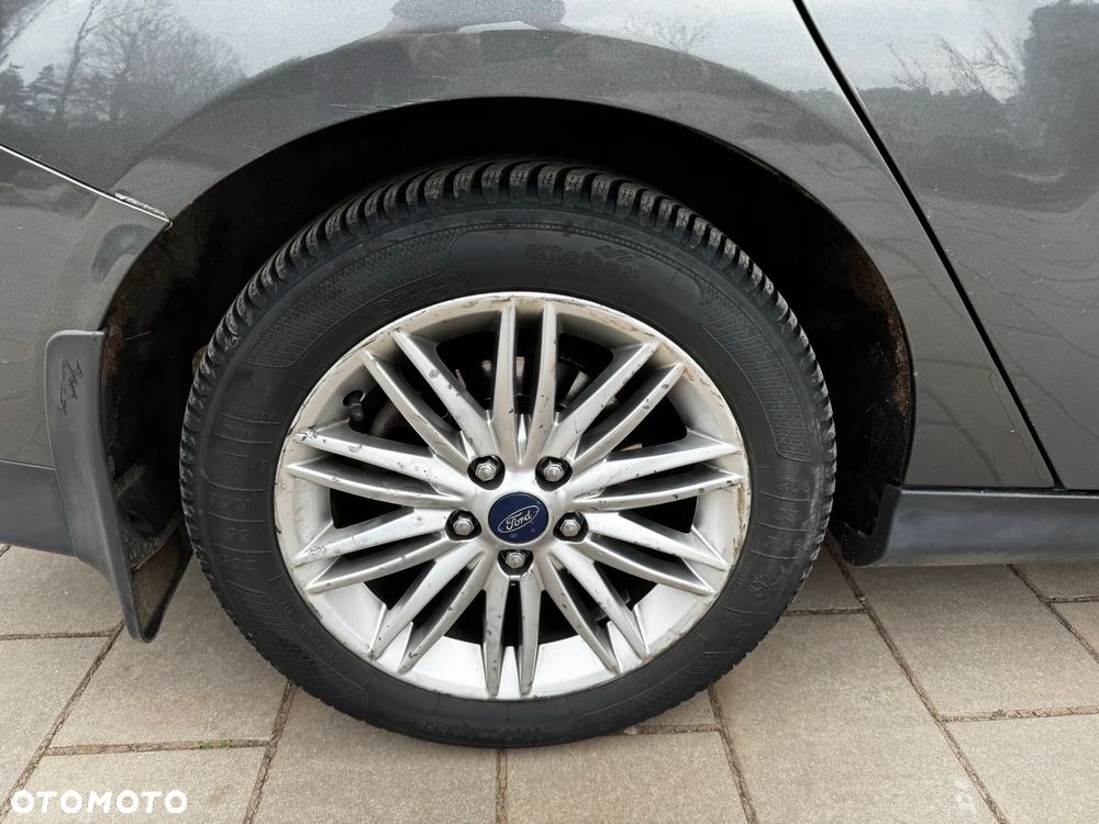 Ford Focus 1.6 SYNC Edition - 13