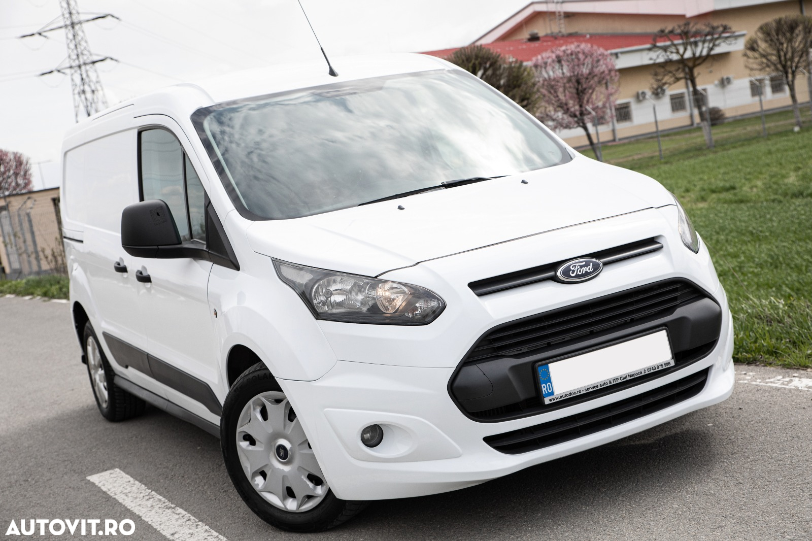 Ford Tourneo conect - 11