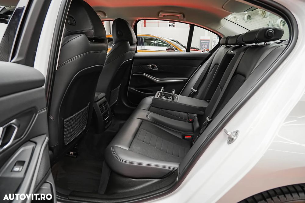 BMW Seria 3 318d Aut. Sport Line - 6