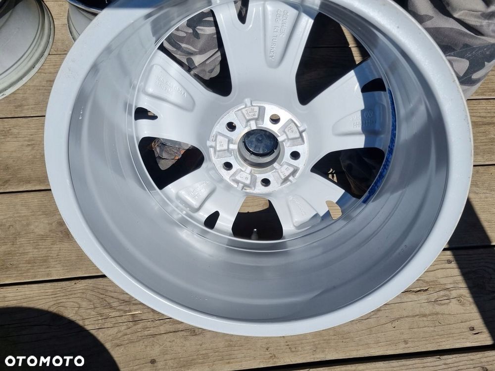 VW TOUAREQ III 760,AUDI Q7,A5,A4 ALLROAD alufelgi 8X18ET25 5X112,super stan - 7