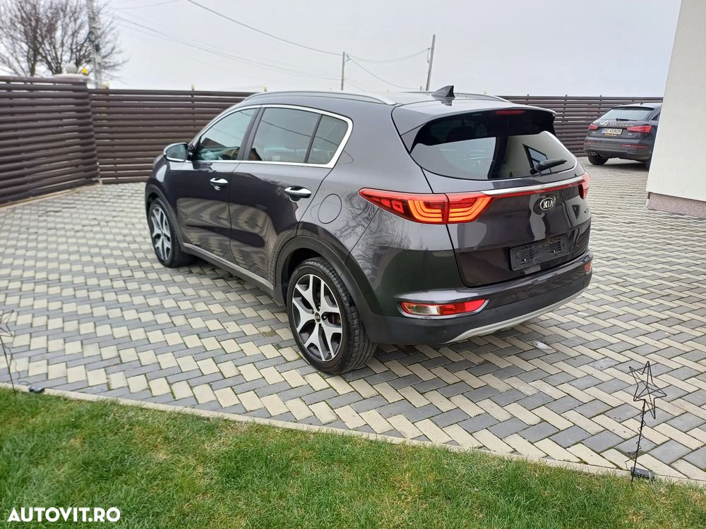 Kia Sportage 1.7 CRDI 2WD ISG Aut. GT Line - 4