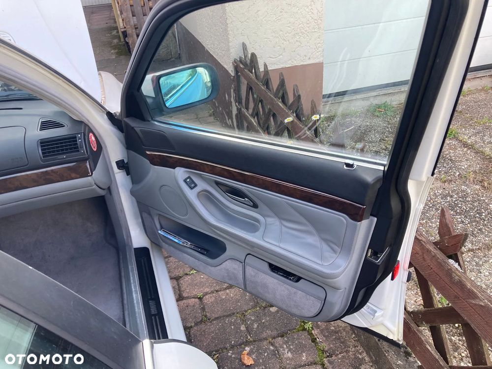 BMW Seria 7 ver-730i-v8 - 7