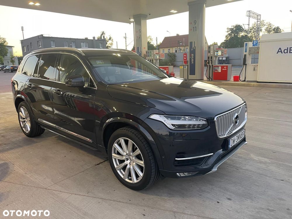 Volvo XC 90 - 22