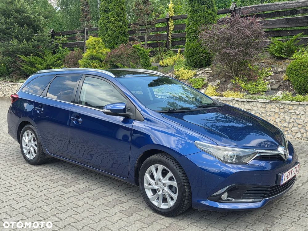 Toyota Auris 1.2 Turbo Executive - 12