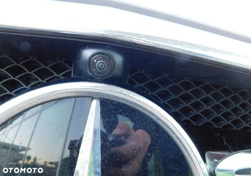 Mercedes-Benz Klasa E 220 d 4-Matic 9G-TRONIC - 38