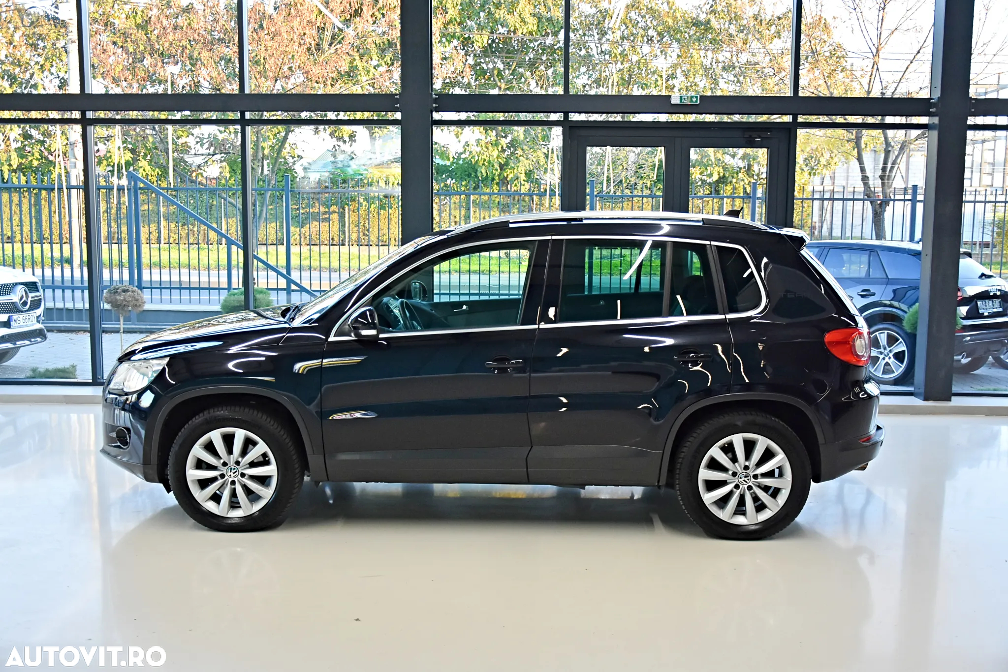Volkswagen Tiguan 2.0 TDI DPF BlueMotion Technology Team - 12
