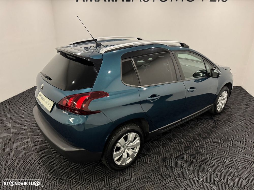 Peugeot 2008 1.6 BlueHDi Style - 28