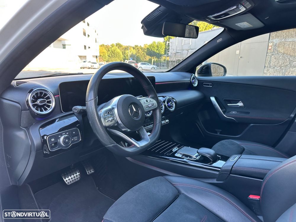 Mercedes-Benz A 180 7G-DCT AMG Line - 34