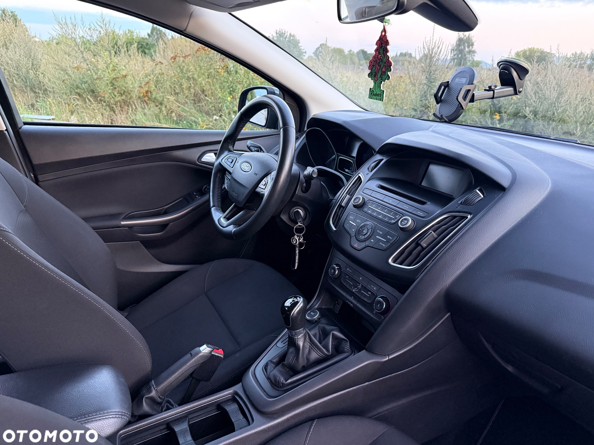 Ford Focus 1.6 Trend - 10