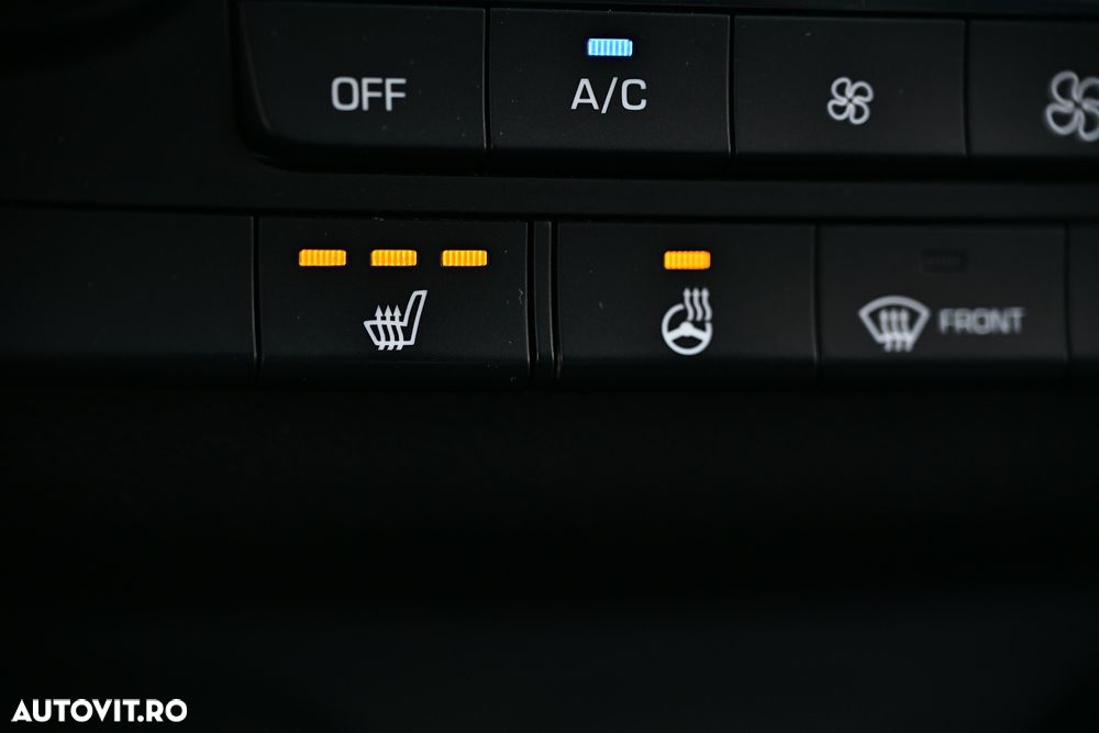 Hyundai Tucson 2.0 CRDI 4WD Automatik Style - 25